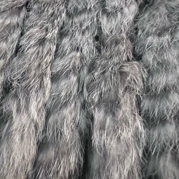 100% Rabbit Fur vest - Picture 3 of 3